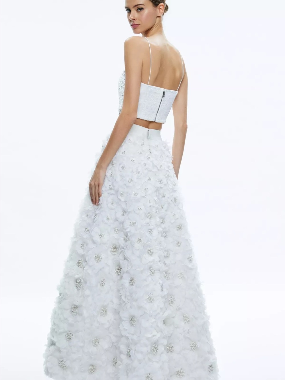 Alice + Olivia Earla High Waisted Floral Embellished Skirt White/Silver Crystal - Picture 4 of 12